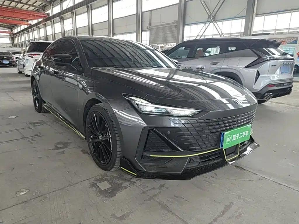 Changan UNI-V 2022 1.5T Sport Edition — миниатюра 4