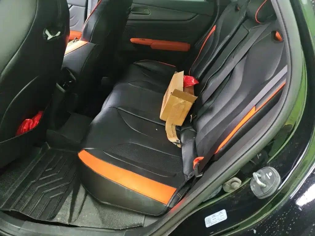 Changan UNI-V 2025 Model, Third Generation, 1.5T 500Bar Premium Sport — миниатюра 15