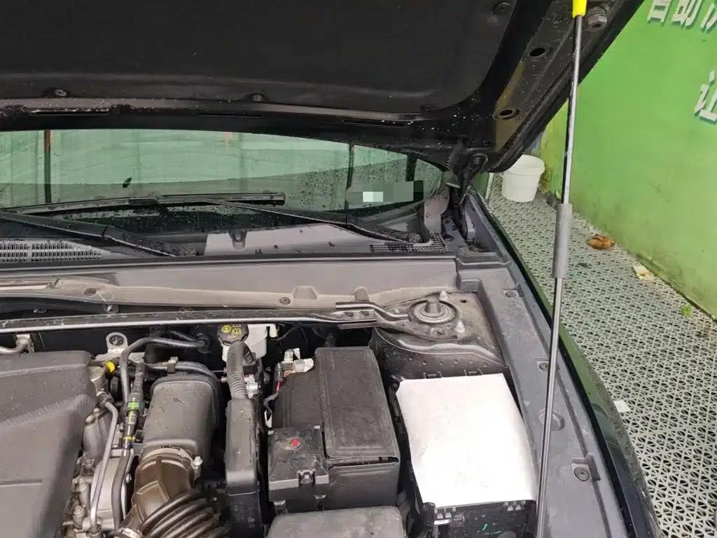 Changan UNI-V 2025 Model, Third Generation, 1.5T 500Bar Premium Sport — миниатюра 22