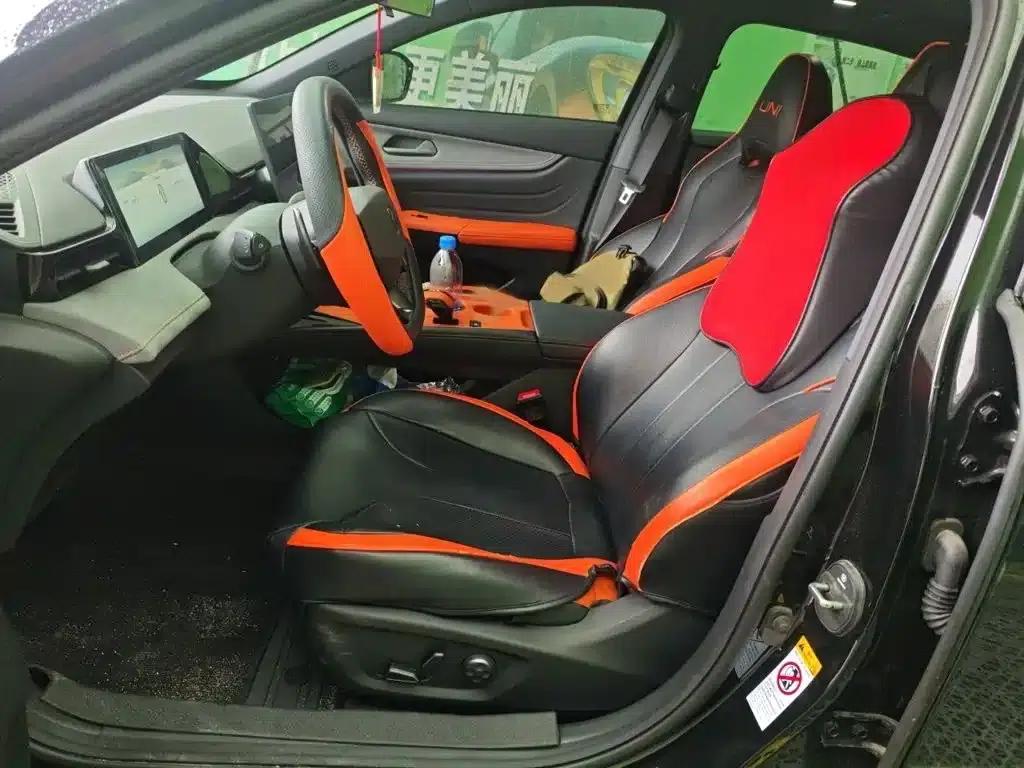 Changan UNI-V 2025 Model, Third Generation, 1.5T 500Bar Premium Sport — миниатюра 8