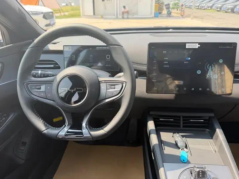 Seal 06DM 2025 Intelligent Driving Edition DM-i 120KM Premium Model — миниатюра 14
