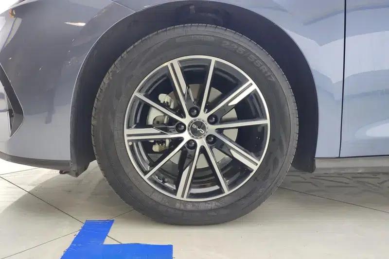 Seal 06DM 2024 DM-i 80KM Premium — миниатюра 9