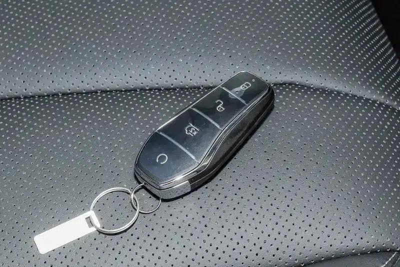 Seal 2025 Facelift 600 4WD Intelligent Driving Edition — миниатюра 11