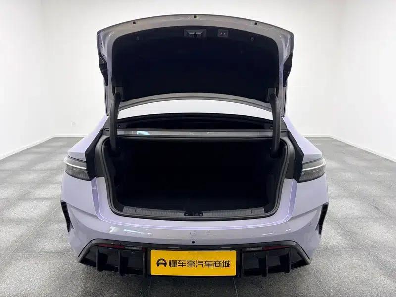 Seal 2025 Facelift 600 4WD Intelligent Driving Edition — миниатюра 20