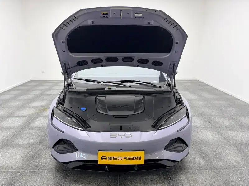Seal 2025 Facelift 600 4WD Intelligent Driving Edition — миниатюра 10