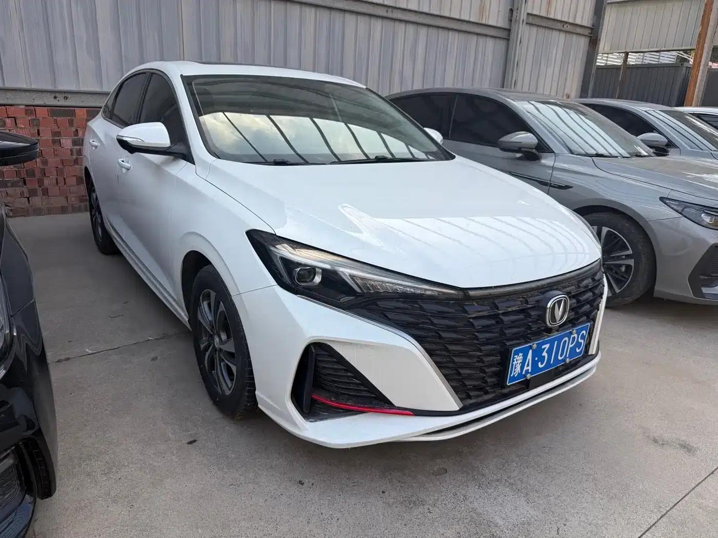 Changan Eado 2023 Enjoy Edition PLUS Blue Whale NE 1.4T GDI DCT Premium Edition — миниатюра 3