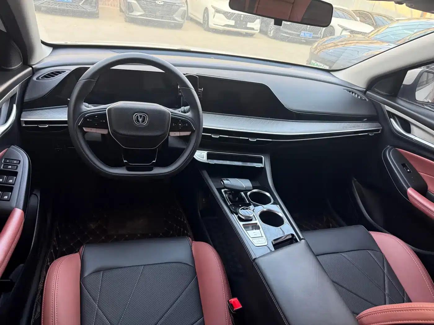 Changan Eado 2023 Enjoy Edition PLUS Blue Whale NE 1.4T GDI DCT Premium Edition — миниатюра 6