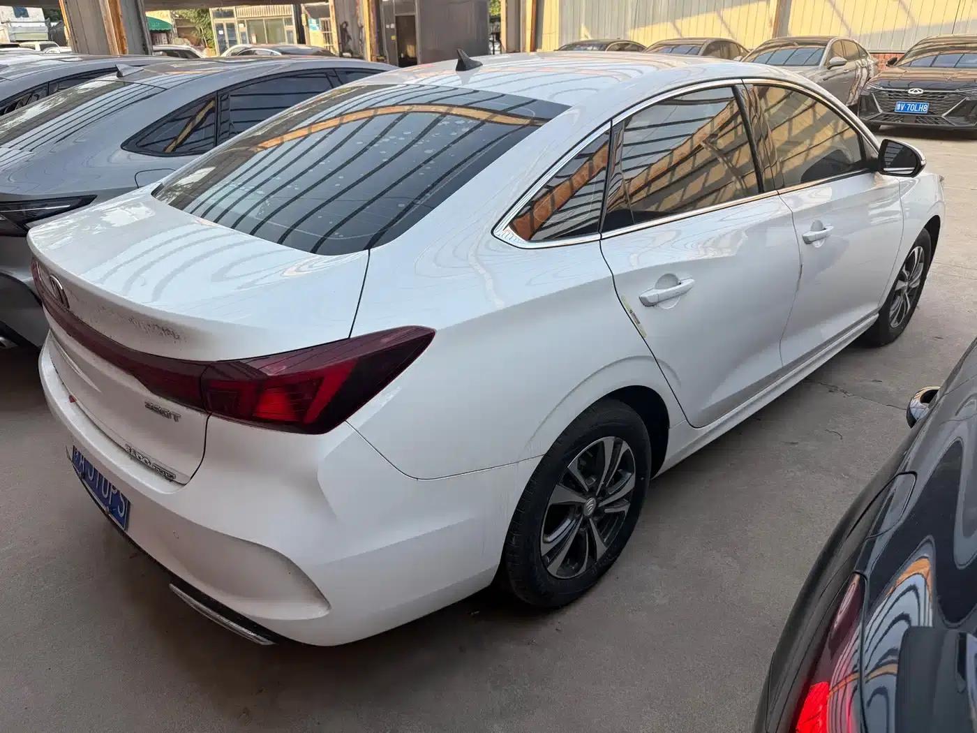 Changan Eado 2023 Enjoy Edition PLUS Blue Whale NE 1.4T GDI DCT Premium Edition — миниатюра 9