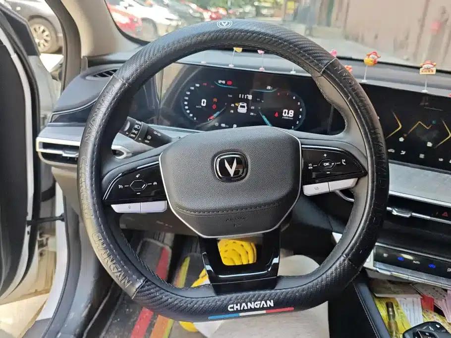 Changan Eado 2023 Enjoy Edition PLUS Blue Whale NE 1.4T GDI DCT Premium Edition — миниатюра 15