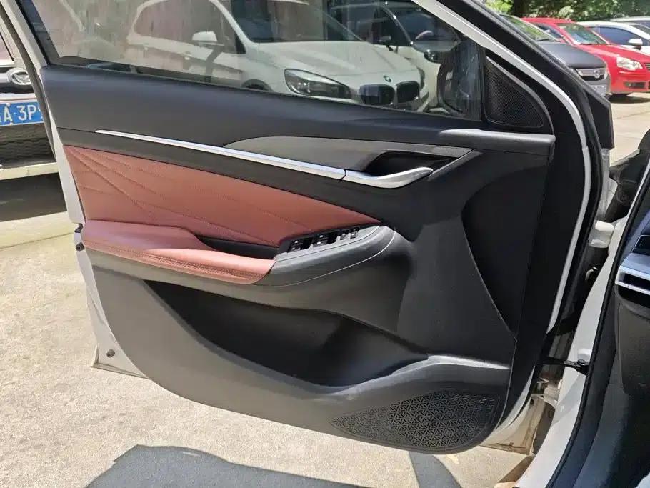 Changan Eado 2023 Enjoy Edition PLUS Blue Whale NE 1.4T GDI DCT Premium Edition — миниатюра 7
