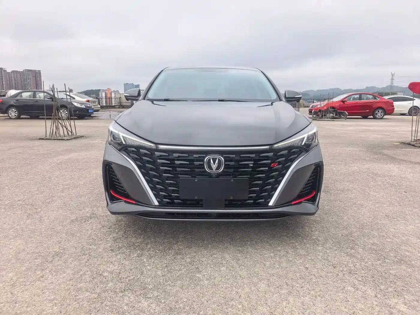 Changan Eado 2022 PLUS Blue Whale NE 1.4T GDI DCT Premium Edition — миниатюра 2