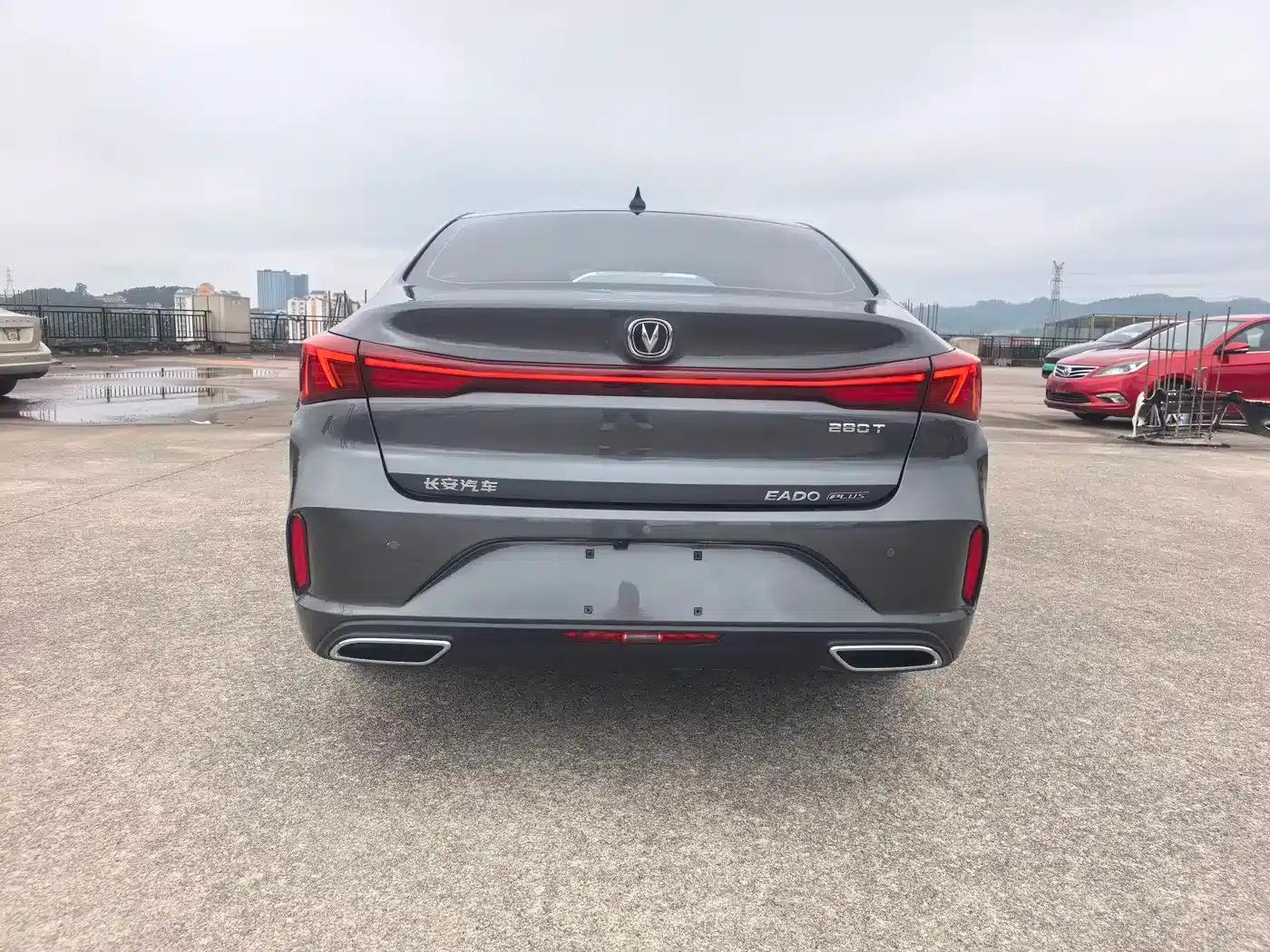 Changan Eado 2022 PLUS Blue Whale NE 1.4T GDI DCT Premium Edition — миниатюра 6