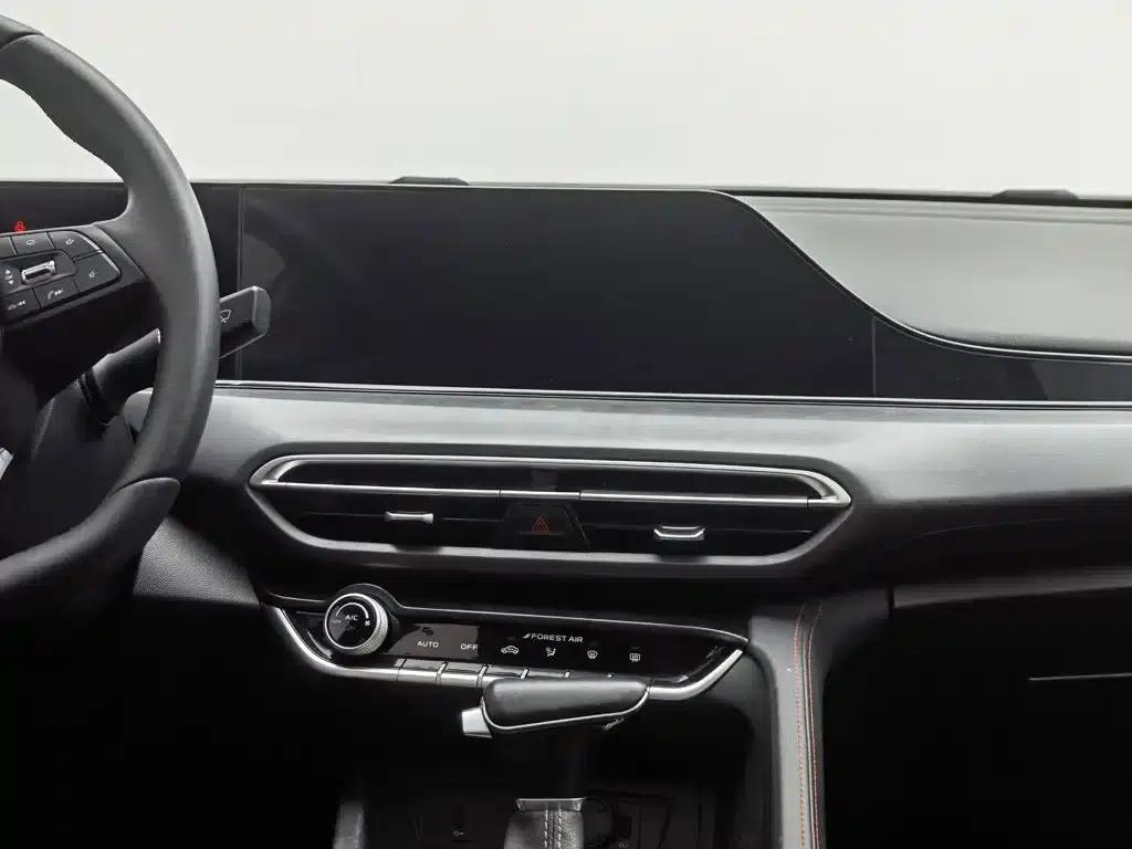 Changan Eado 2021 PLUS Blue Whale NE 1.4T GDI DCT Premium Edition — миниатюра 12