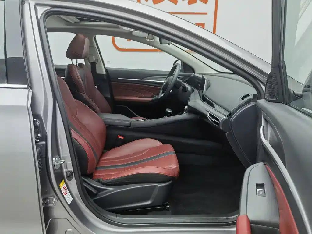 Changan Eado 2021 PLUS Blue Whale NE 1.4T GDI DCT Premium Edition — миниатюра 23