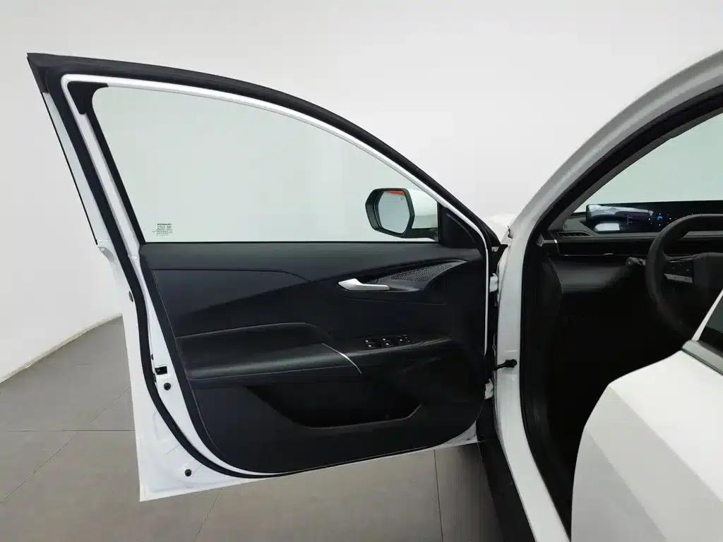Changan Eado 2024 1.5T GDI Automatic Flagship Edition — миниатюра 8