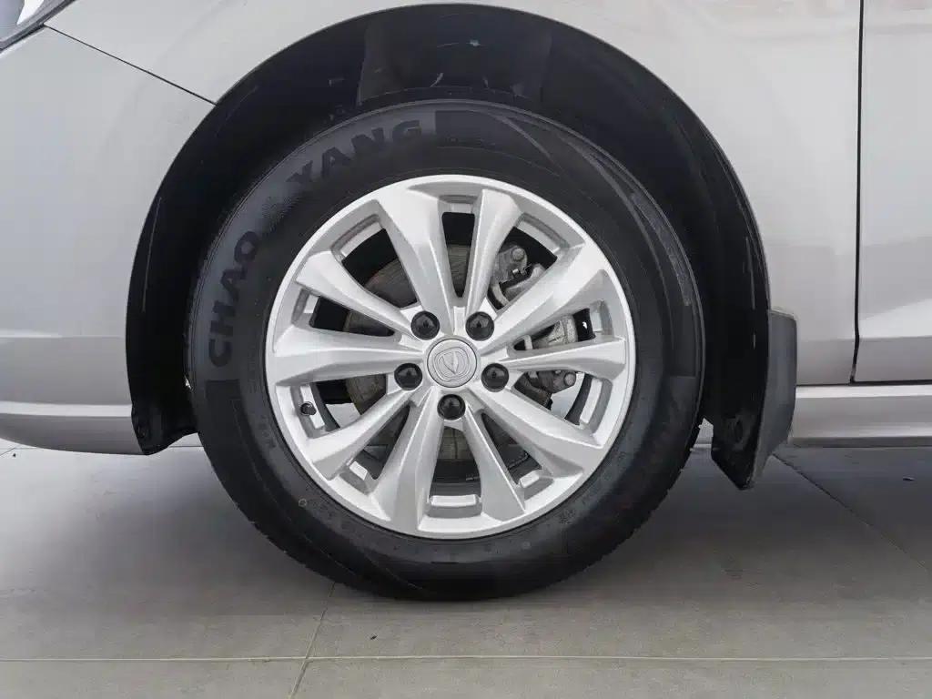 Changan Eado 2022 PLUS 1.6L GDI Manual Elite — миниатюра 17