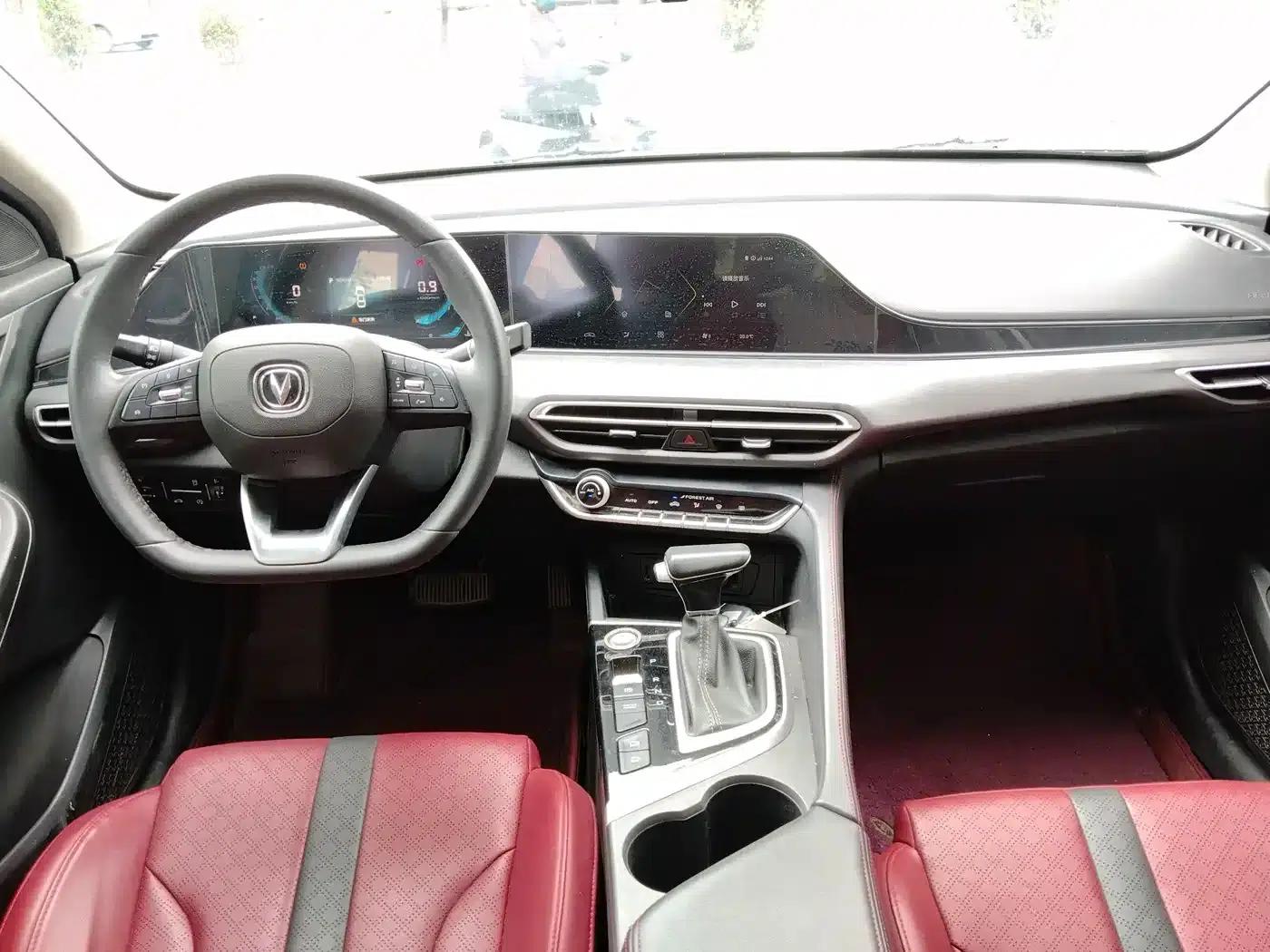 Changan Eado 2021 PLUS Blue Whale NE 1.4T GDI DCT Premium Edition — миниатюра 13