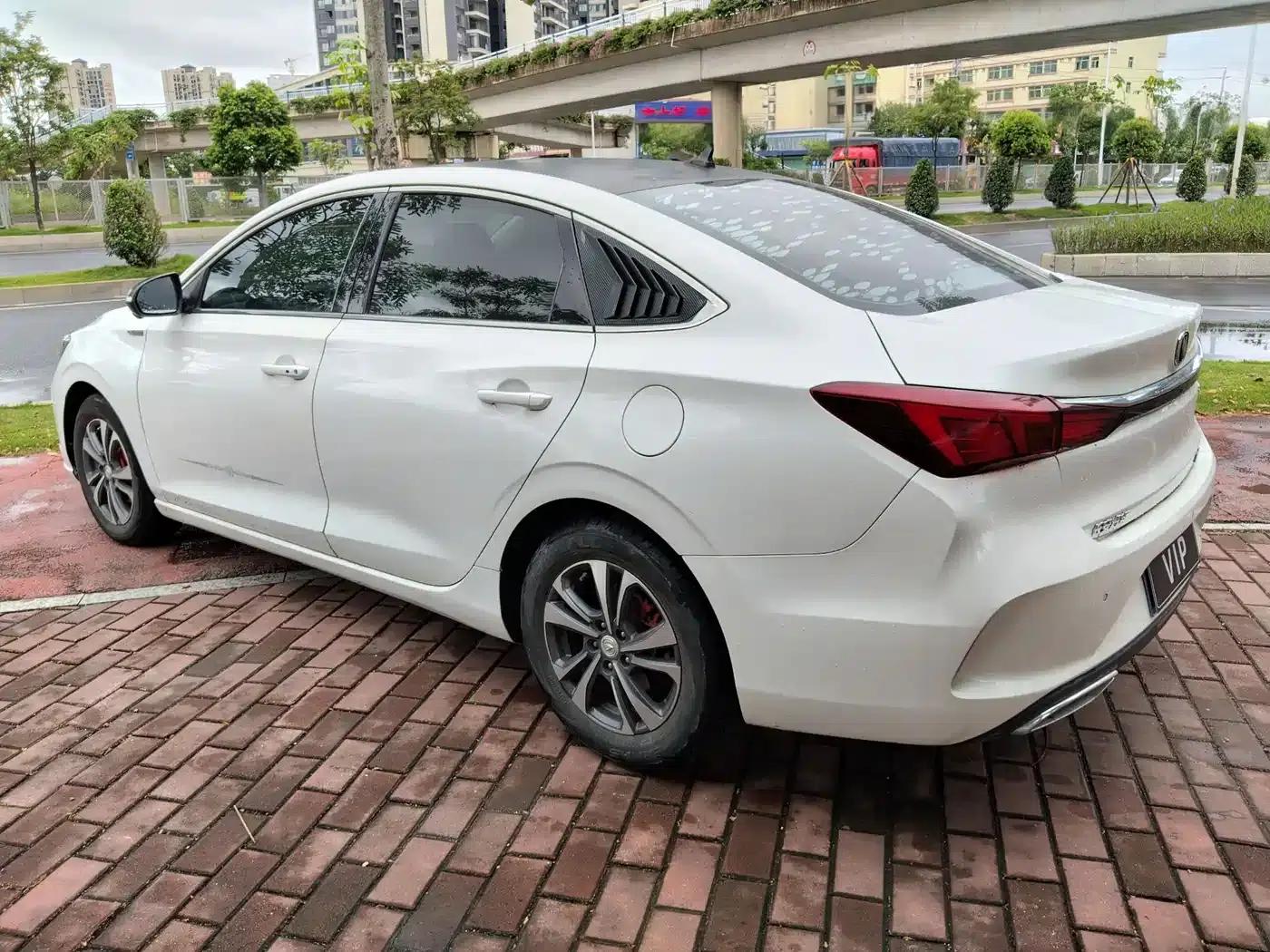 Changan Eado 2021 PLUS Blue Whale NE 1.4T GDI DCT Premium Edition — миниатюра 6