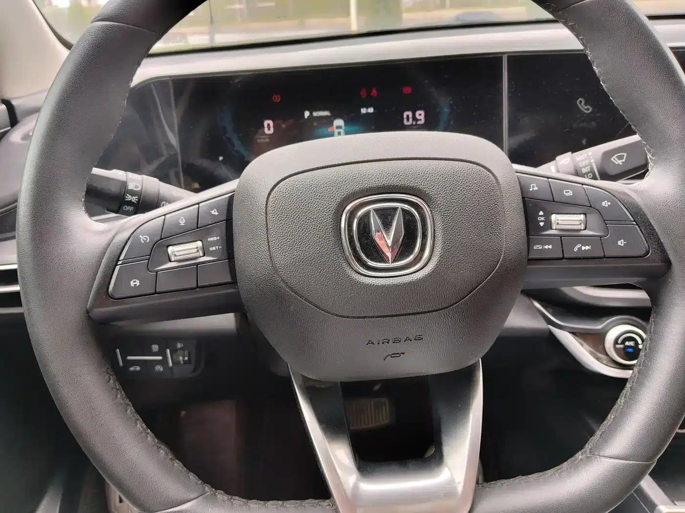 Changan Eado 2021 PLUS Blue Whale NE 1.4T GDI DCT Premium Edition — миниатюра 8