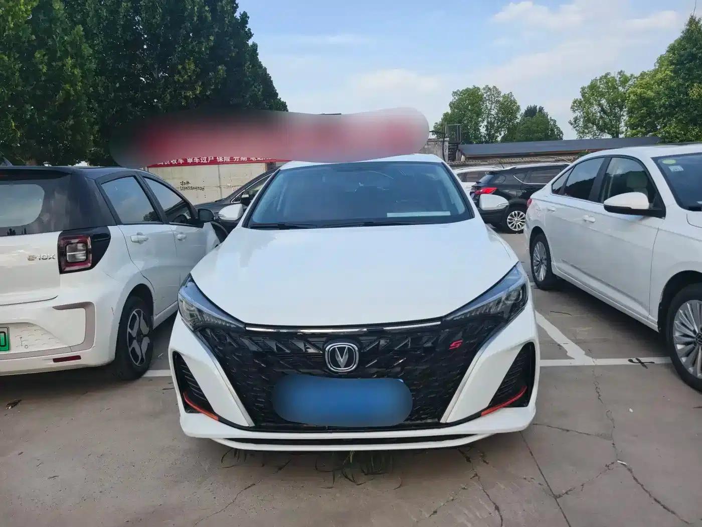 Changan Eado 2025 PLUS 1.4T Dual-Clutch High-Performance Edition — миниатюра 2