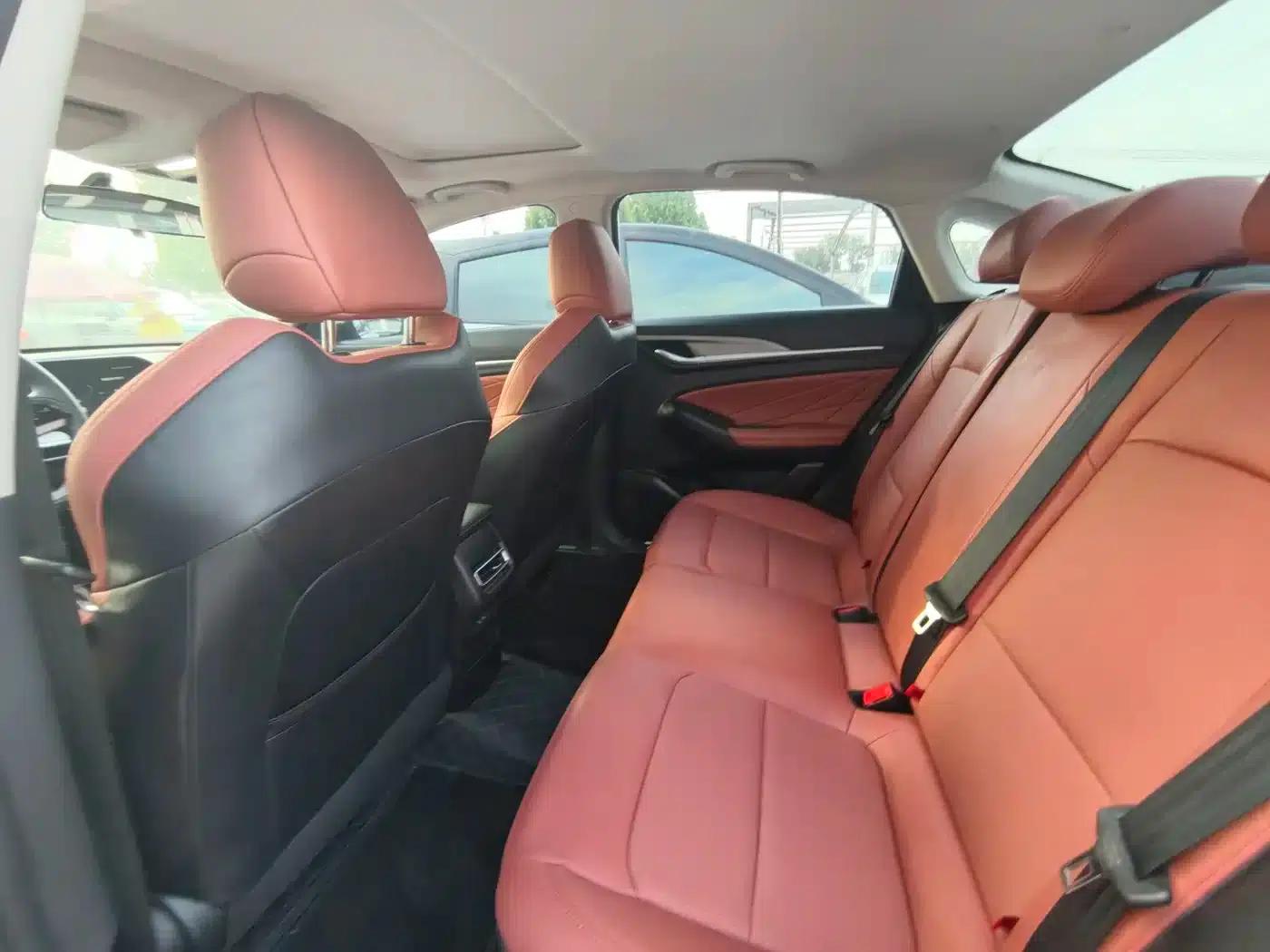 Changan Eado 2025 PLUS 1.4T Dual-Clutch High-Performance Edition — миниатюра 5