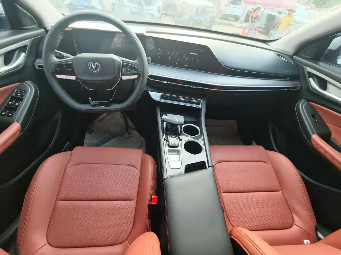 Changan Eado 2025 PLUS 1.4T Dual-Clutch High-Performance Edition — миниатюра 6