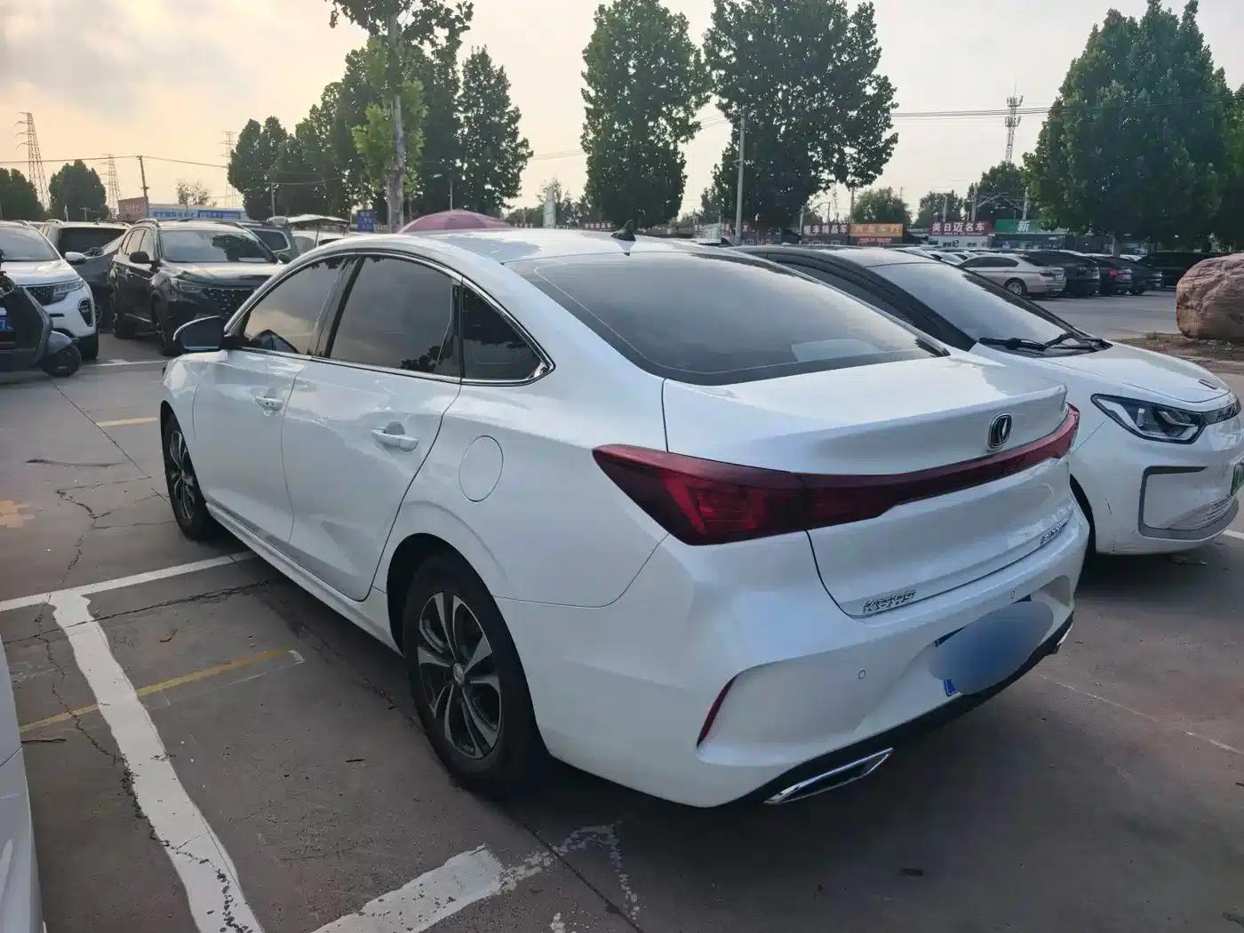 Changan Eado 2025 PLUS 1.4T Dual-Clutch High-Performance Edition — миниатюра 7