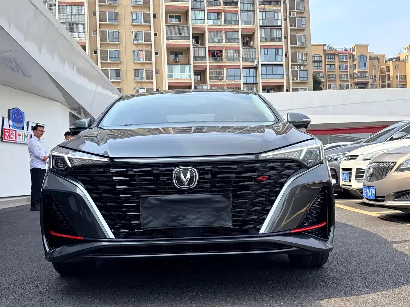 Changan Eado 2022 PLUS Blue Whale NE 1.4T GDI DCT Premium Edition — миниатюра 2