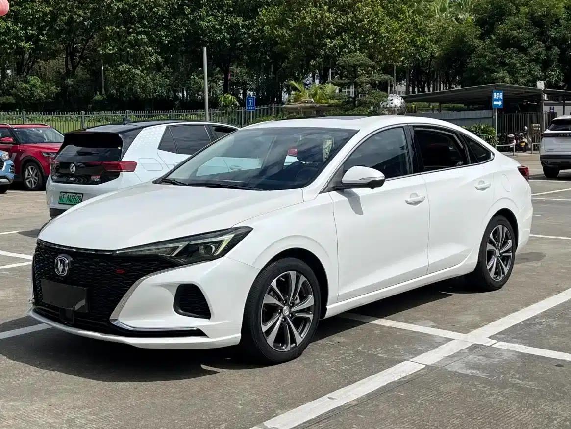 Changan Eado 2020 PLUS Blue Whale NE 1.4T GDI DCT Premium Edition — миниатюра 1