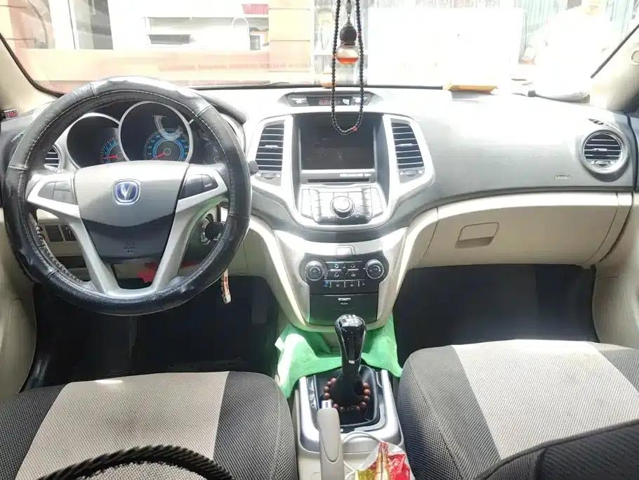 Changan Eado 2014 1.6L Manual Deluxe Edition — миниатюра 12