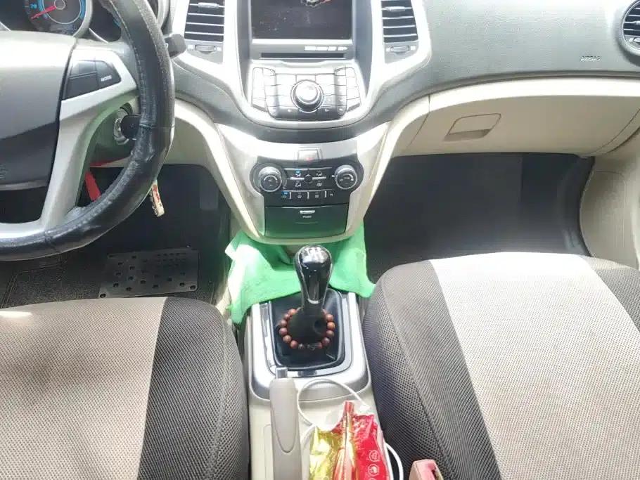 Changan Eado 2014 1.6L Manual Deluxe Edition — миниатюра 16