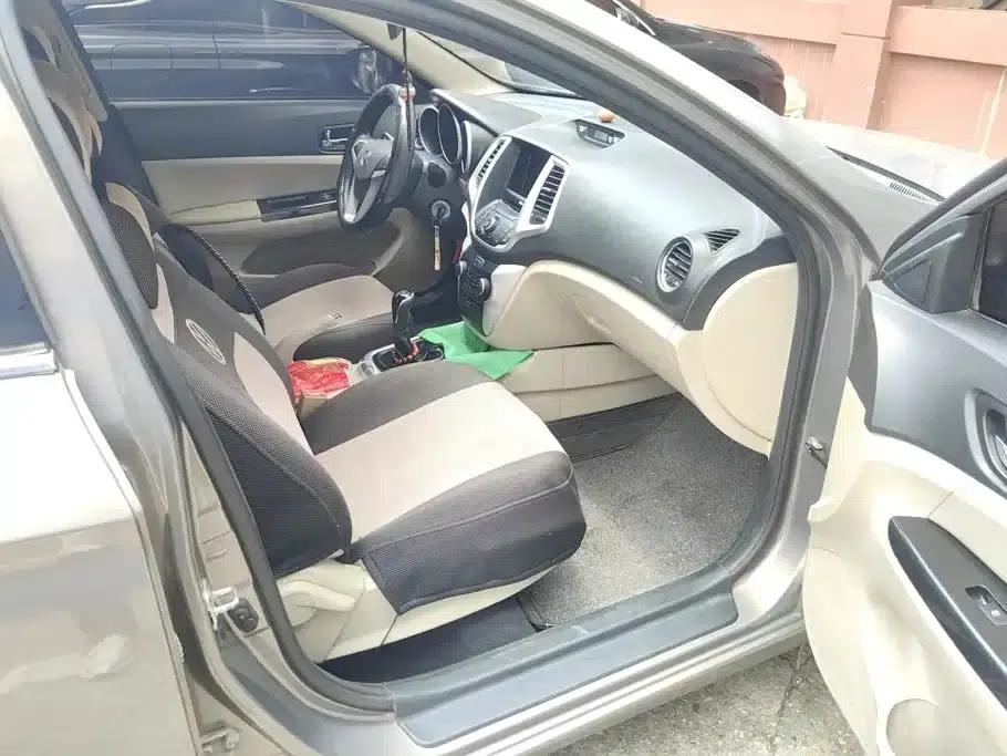 Changan Eado 2014 1.6L Manual Deluxe Edition — миниатюра 8