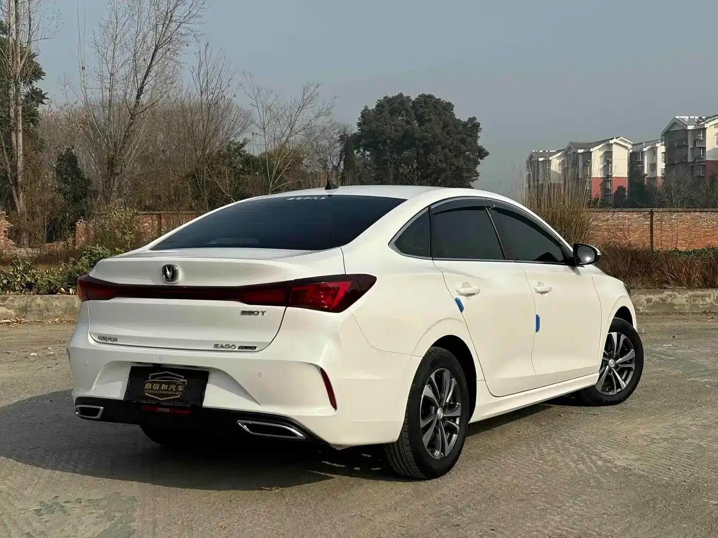 Changan Eado 2024 PLUS Blue Whale NE 1.4T GDI DCT High-Performance Edition — миниатюра 11
