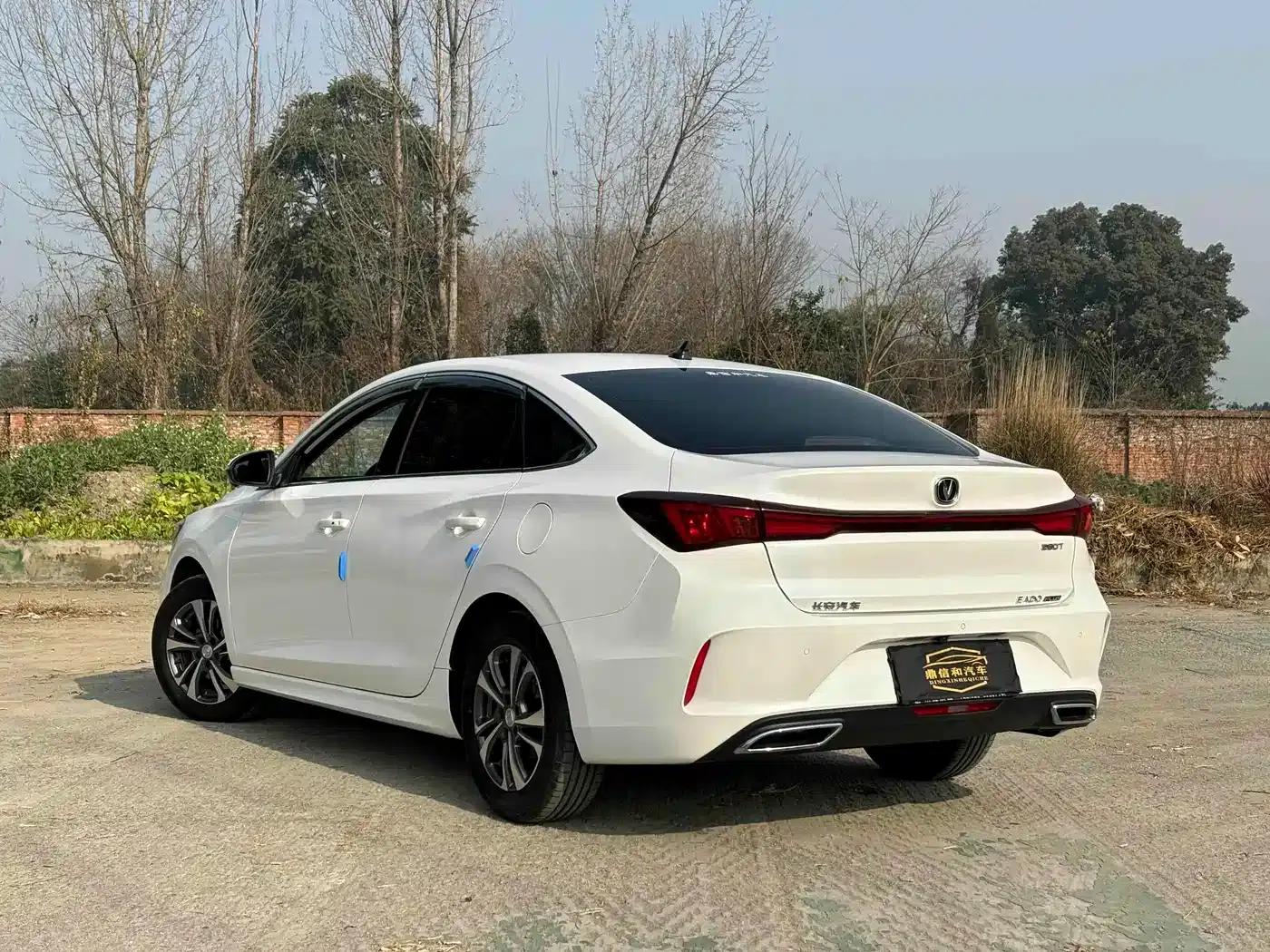 Changan Eado 2024 PLUS Blue Whale NE 1.4T GDI DCT High-Performance Edition — миниатюра 12