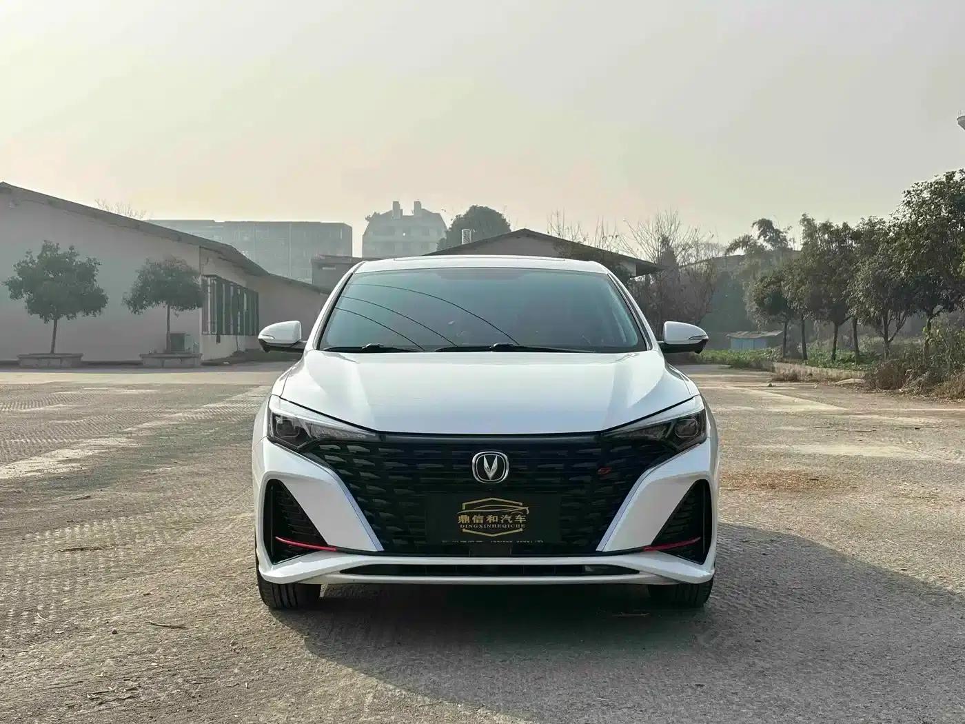 Changan Eado 2024 PLUS Blue Whale NE 1.4T GDI DCT High-Performance Edition — миниатюра 3