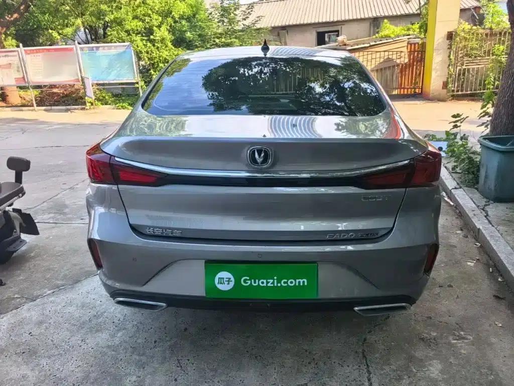 Changan Eado 2020 PLUS Blue Whale NE 1.4T GDI DCT Premium Edition — миниатюра 6