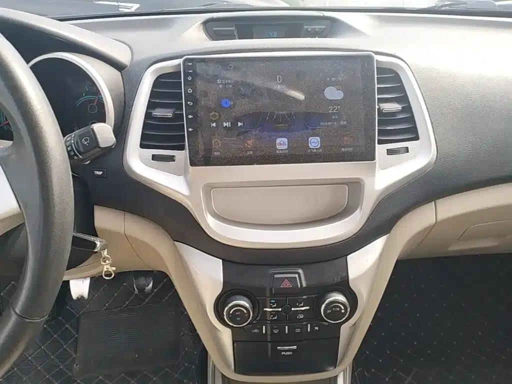 Changan Eado 2014 1.6L Manual Deluxe Edition — миниатюра 13