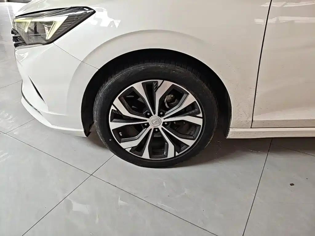 Changan Eado 2021 PLUS Blue Whale NE 1.4T GDI DCT Flagship Edition — миниатюра 23