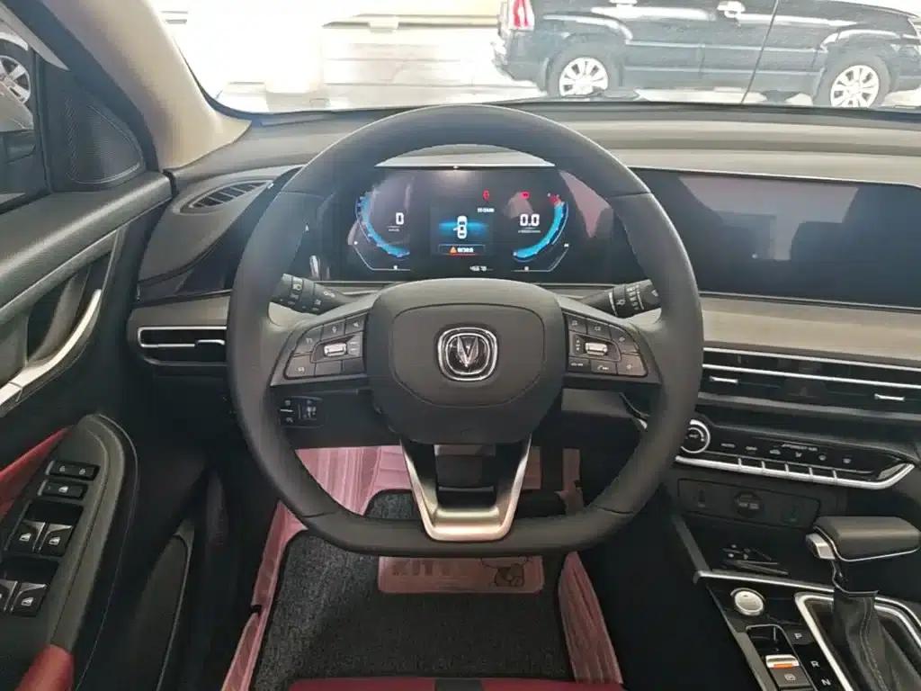 Changan Eado 2021 PLUS Blue Whale NE 1.4T GDI DCT Premium Edition — миниатюра 11
