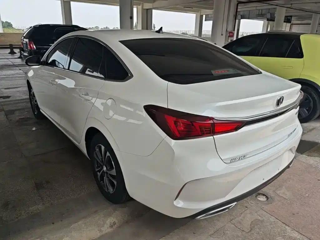 Changan Eado 2021 PLUS Blue Whale NE 1.4T GDI DCT Premium Edition — миниатюра 5