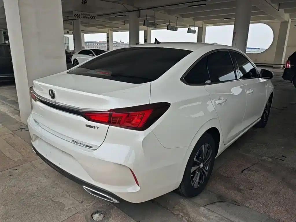 Changan Eado 2021 PLUS Blue Whale NE 1.4T GDI DCT Premium Edition — миниатюра 7