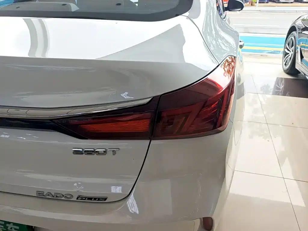 Changan Eado 2021 PLUS Blue Whale NE 1.4T GDI DCT Premium Edition — миниатюра 8
