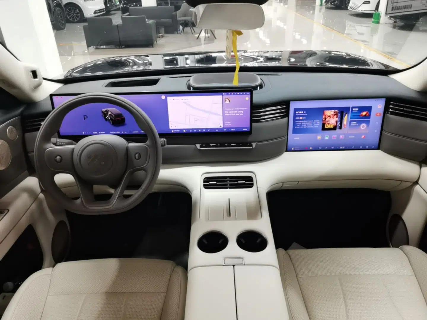 IM Zhiji LS8 2026 Model 52 Max+ Tech Flagship Five-Seat — миниатюра 12