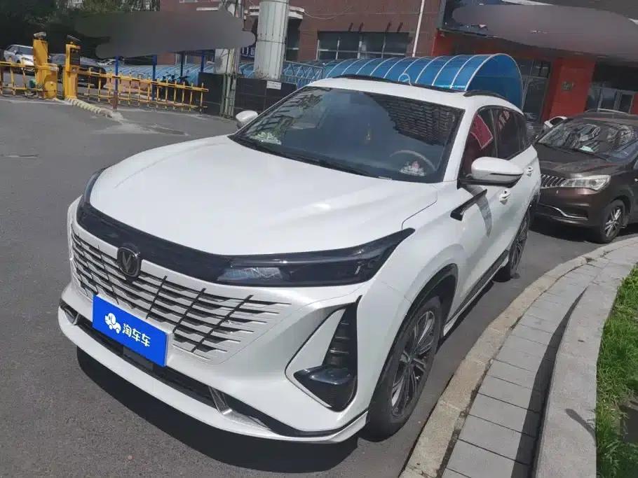 Changan CS75PLUS 2023 Model, Third Generation, 1.5T Automatic Premium Edition — миниатюра 1