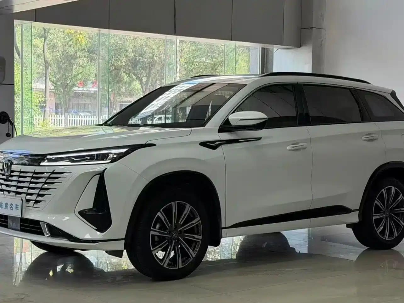 Changan CS75PLUS 2023 Model, Third Generation, 1.5T Automatic Luxury Edition — миниатюра 1