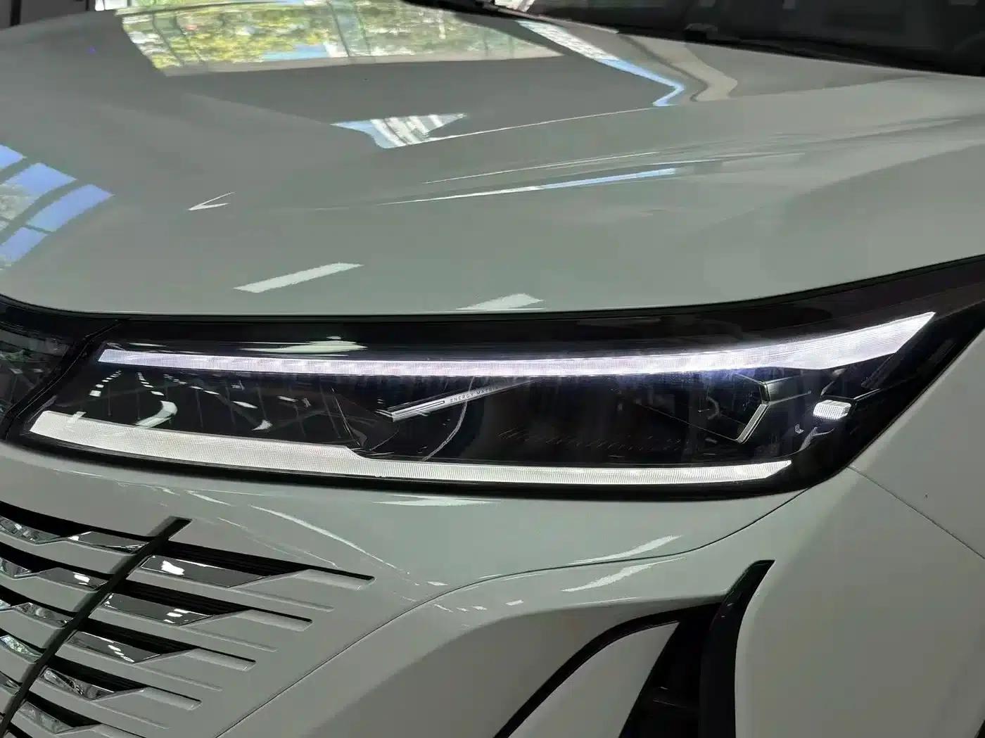 Changan CS75PLUS 2023 Model, Third Generation, 1.5T Automatic Luxury Edition — миниатюра 11