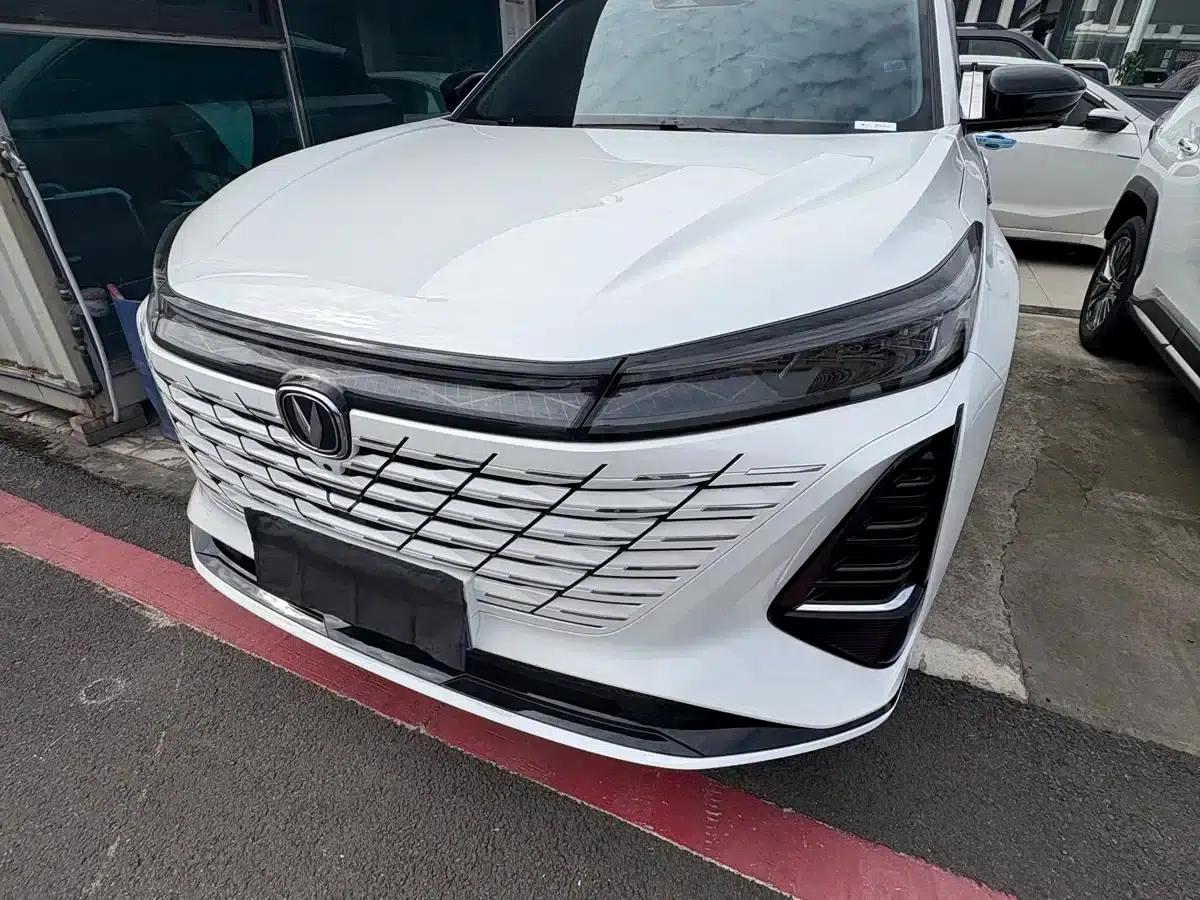 Changan CS75PLUS 2025 Fourth Generation 1.5T New Blue Whale Smart Whale Edition — миниатюра 1