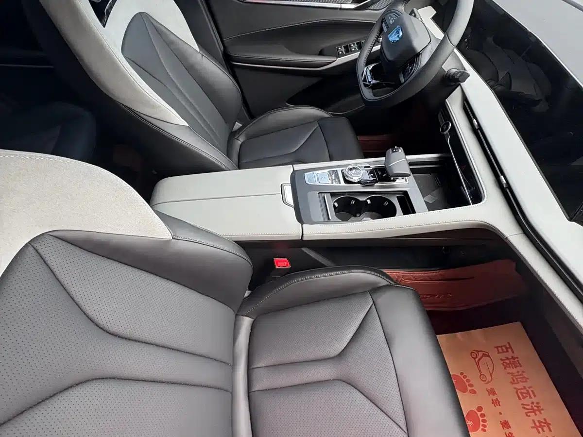 Changan CS75PLUS 2025 Fourth Generation 1.5T New Blue Whale Smart Whale Edition — миниатюра 7