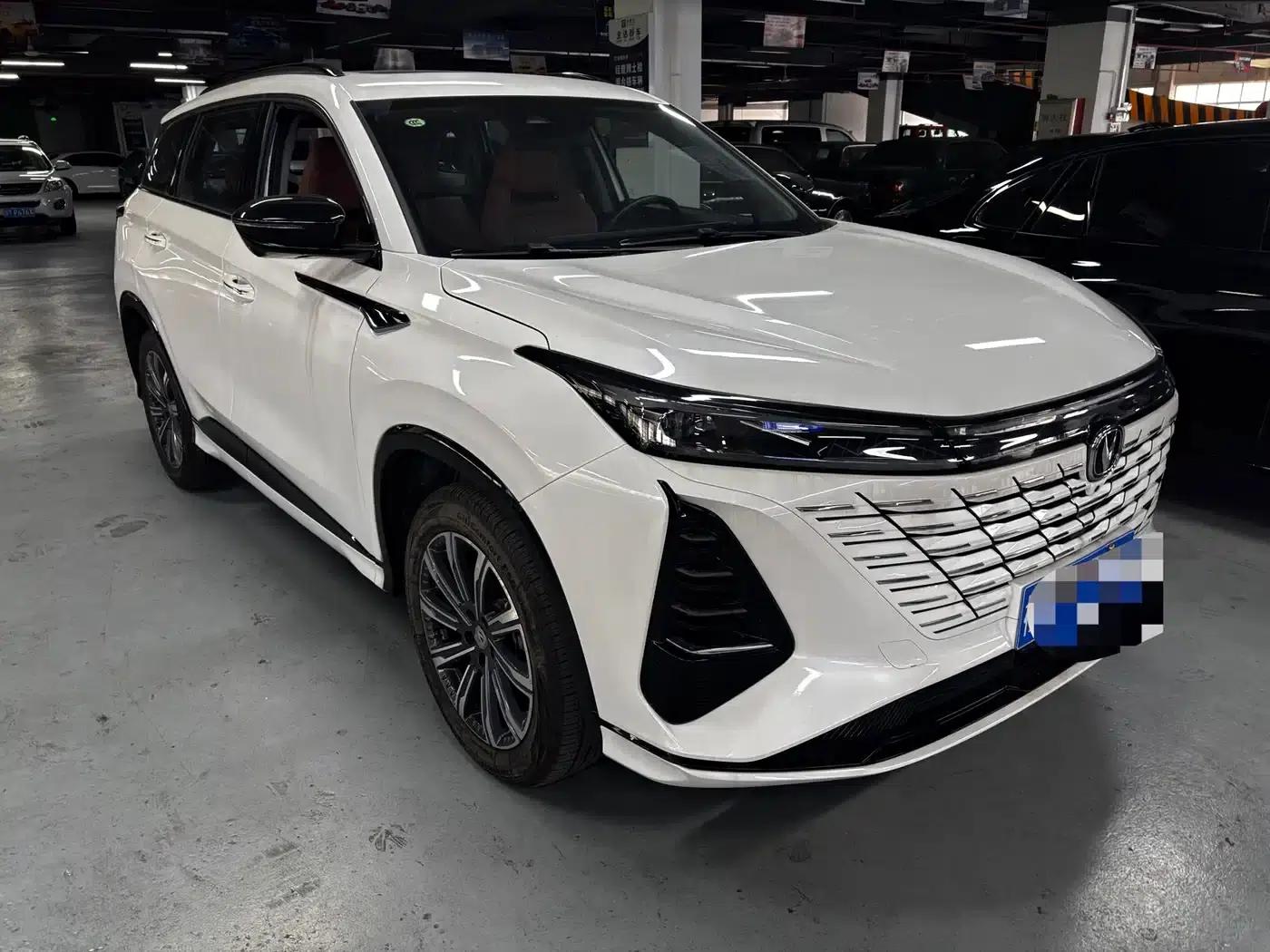Changan CS75PLUS 2024 Model, Third Generation, Champion Edition, 1.5T Intelligent Driving and Sporty Type — миниатюра 3