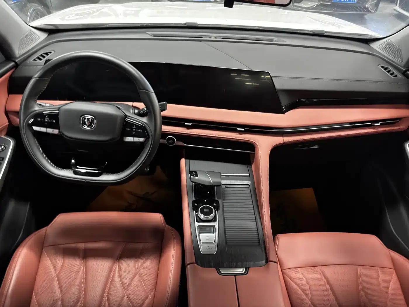 Changan CS75PLUS 2024 Model, Third Generation, Champion Edition, 1.5T Intelligent Driving and Sporty Type — миниатюра 7
